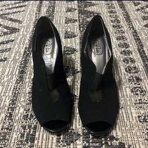 Size 7 Black Heels